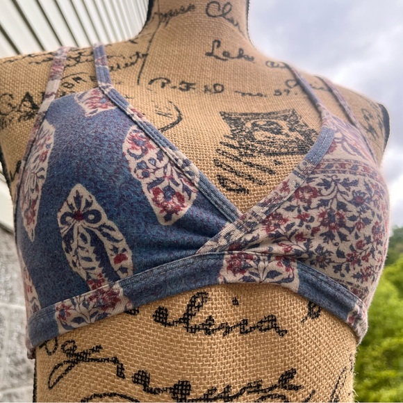 CHASER intimates • soft boho strappy patchwork floral print bralette •size small - Picture 10 of 16